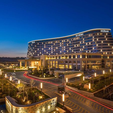 Hilton Urumqi Exteriör bild