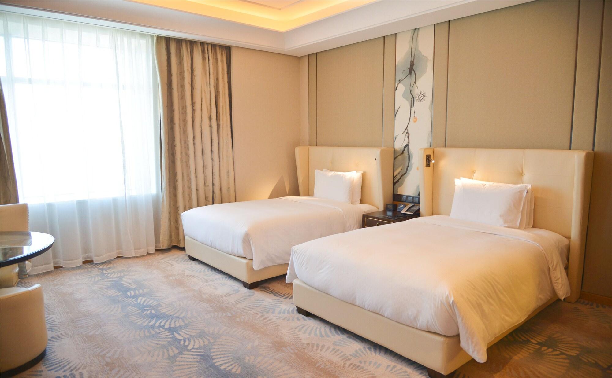 Hilton Urumqi Exteriör bild