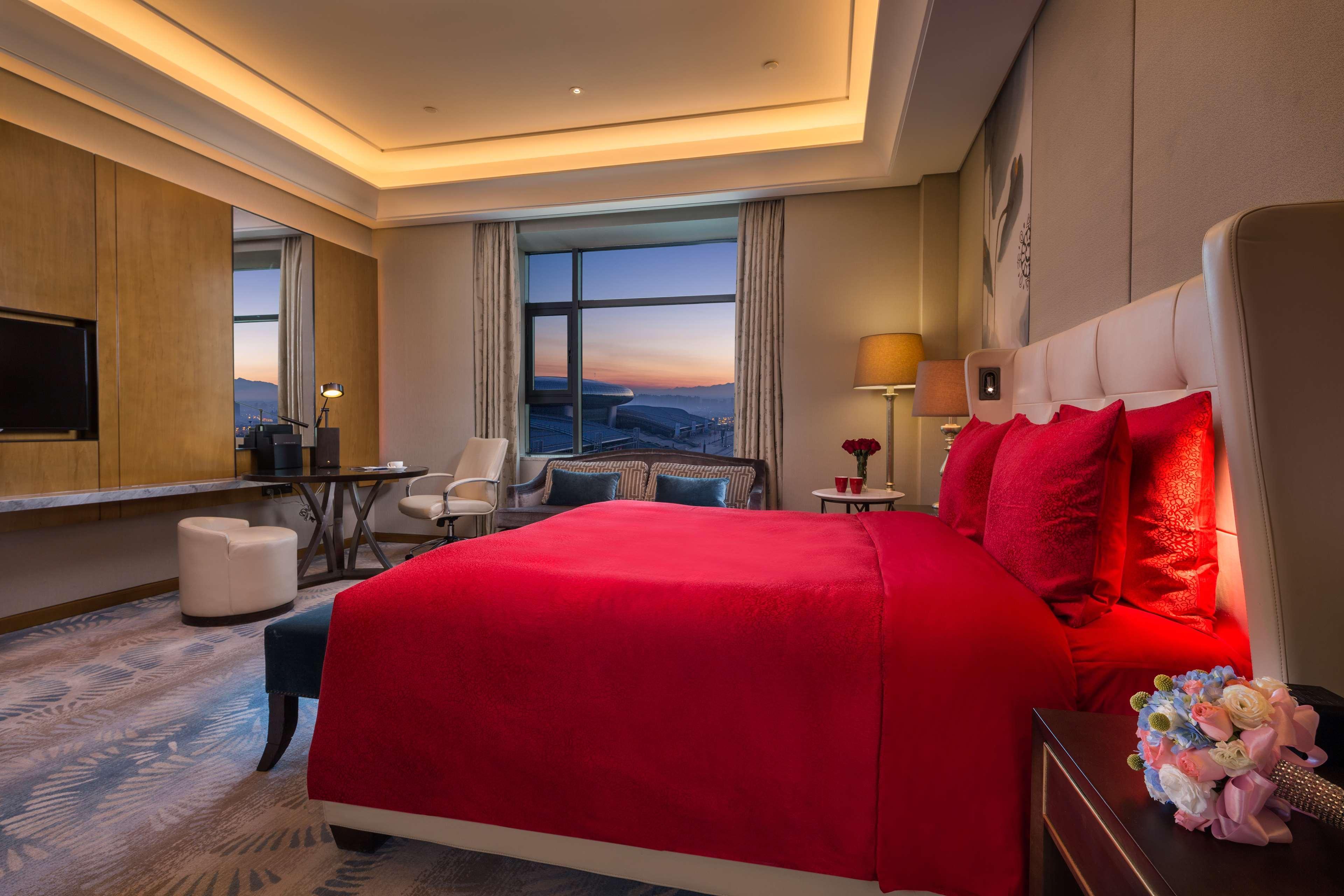 Hilton Urumqi Exteriör bild