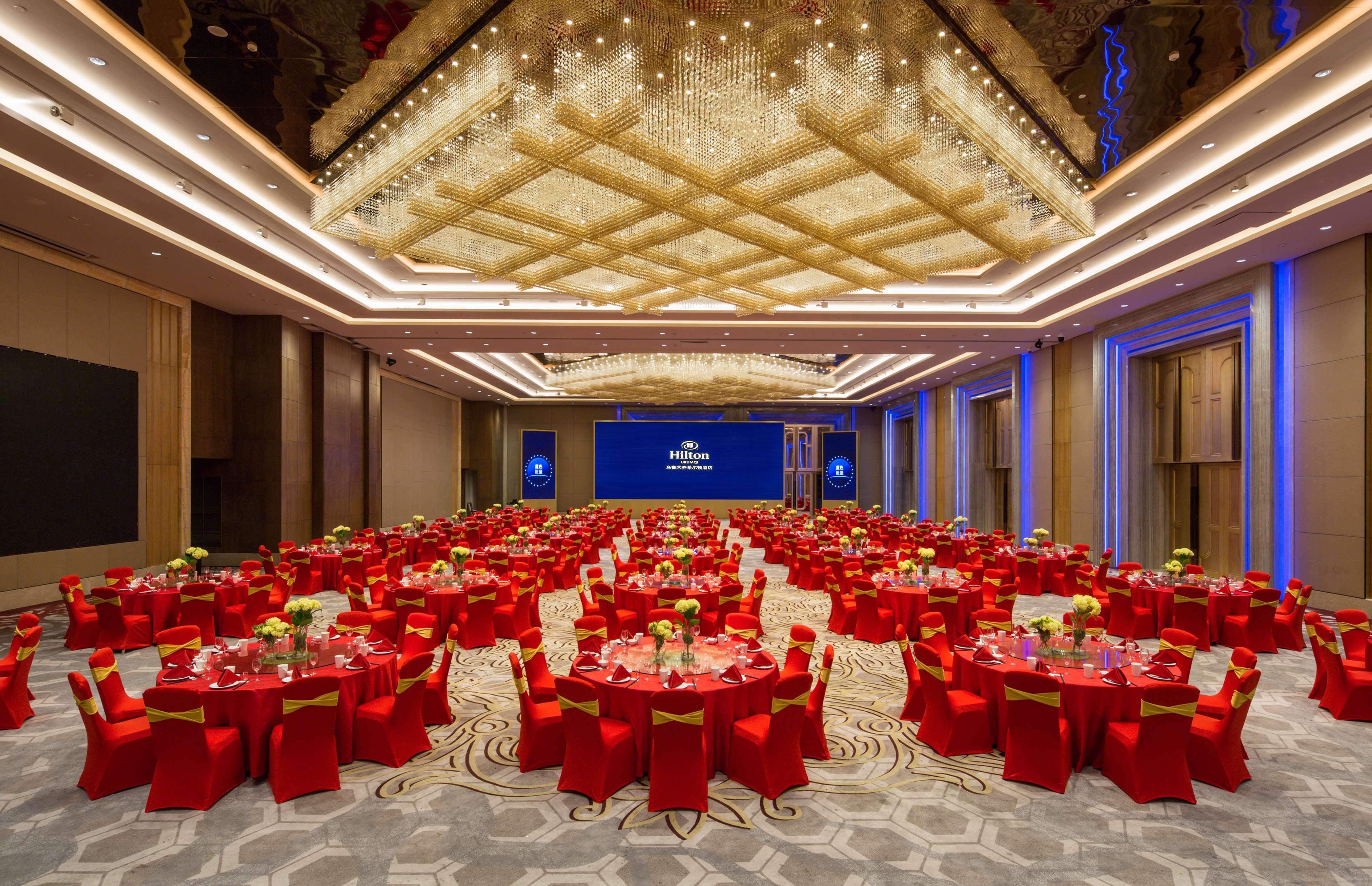 Hilton Urumqi Exteriör bild