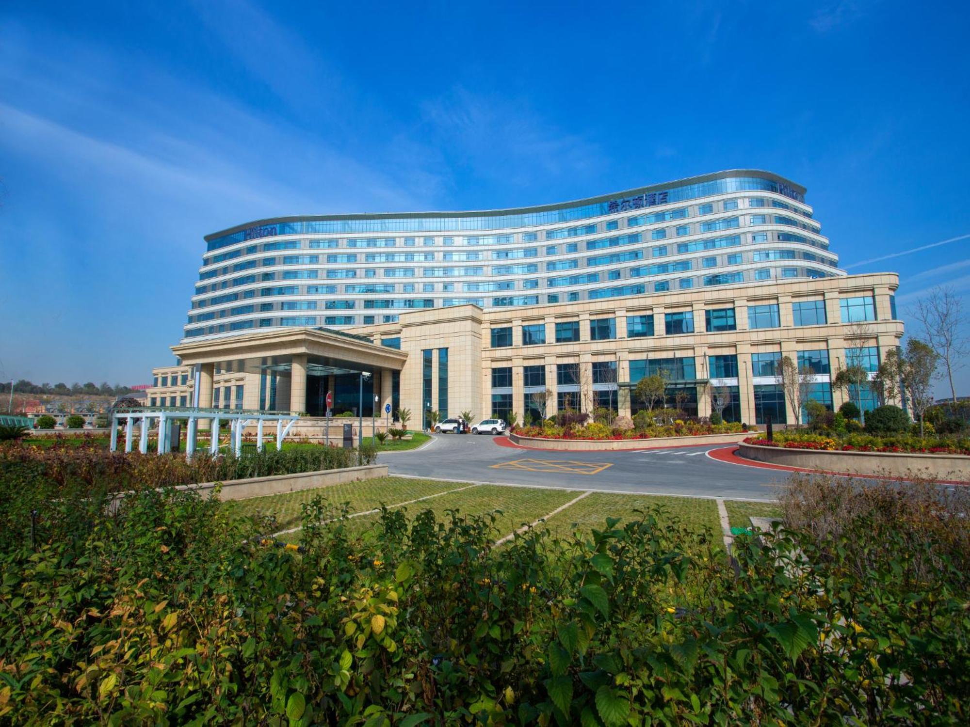 Hilton Urumqi Exteriör bild