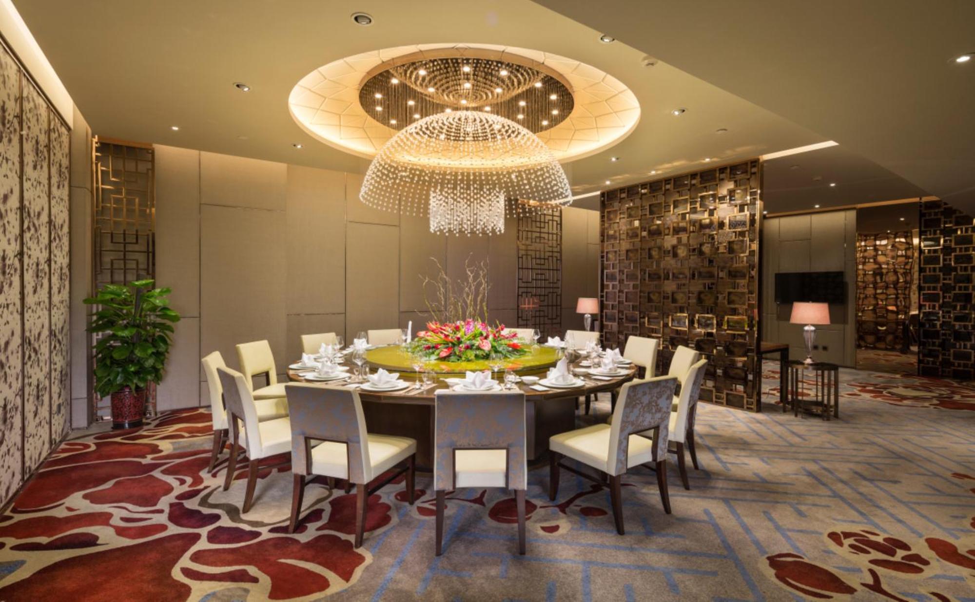 Hilton Urumqi Exteriör bild